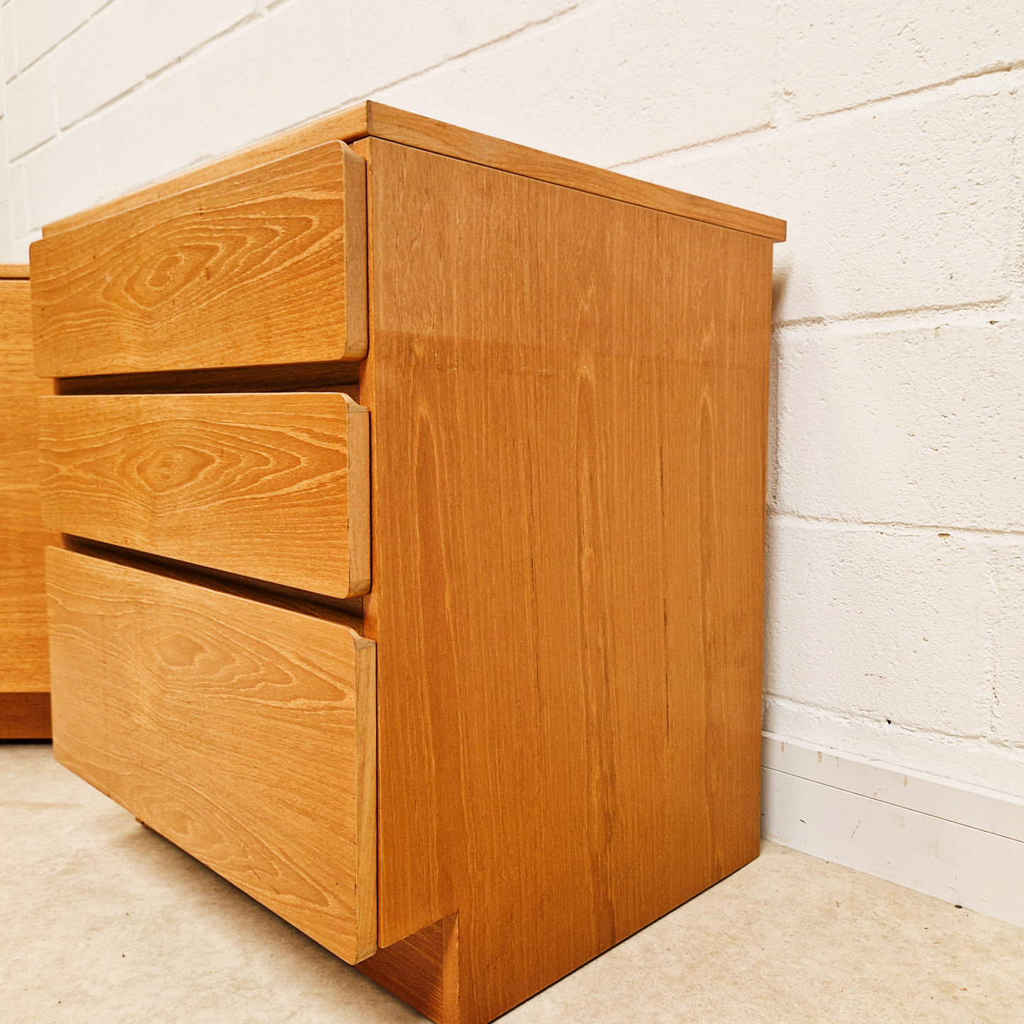 Beaver & Tapley Model 33 Vintage Mid Century Modular Sideboard Cabinet Drawer Set