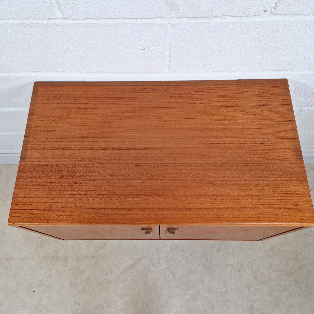 G Plan Fresco Red Label Vintage Mid Century Pyramid Teak Compact Sideboard Cabinet PG201D