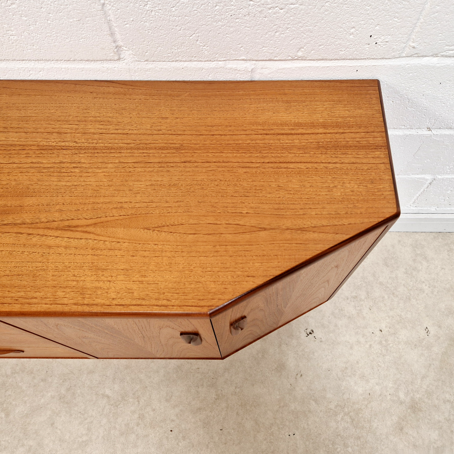 V.B Wilkins G Plan Red Label Vintage Mid Century Danish Design Sideboard Credenza