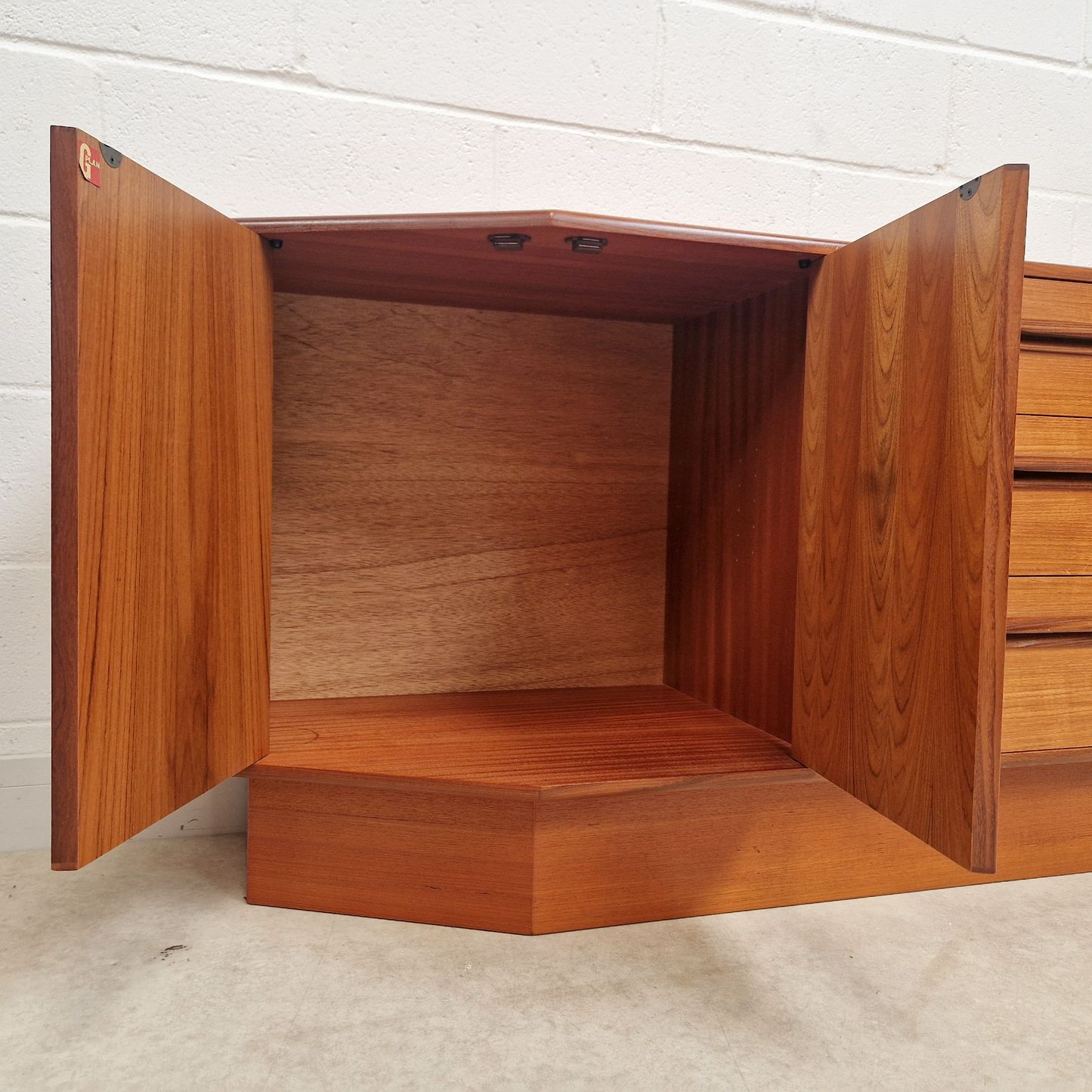 V.B Wilkins G Plan Red Label Vintage Mid Century Danish Design Sideboard Credenza