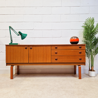 Schreiber Vintage Mid Century Danish Deisgn Sideboard Credenza