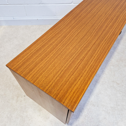 Schreiber Vintage Mid Century Danish Deisgn Sideboard Credenza