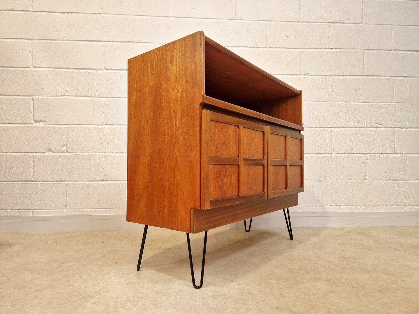 Nathan Vintage Mid Century Medium Teak Compact Sideboard Entertainment Unit