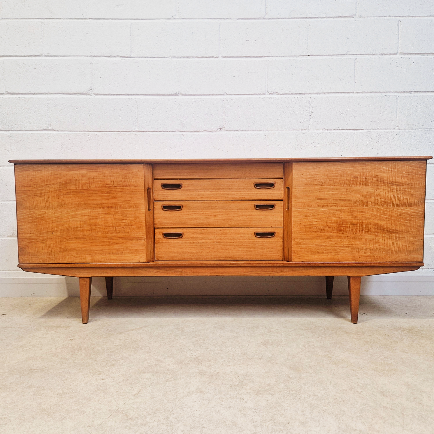 Alfred Cox Vintage for Heal's 1960s Mid Century Golden Teak Sideboard Buffet Credenza