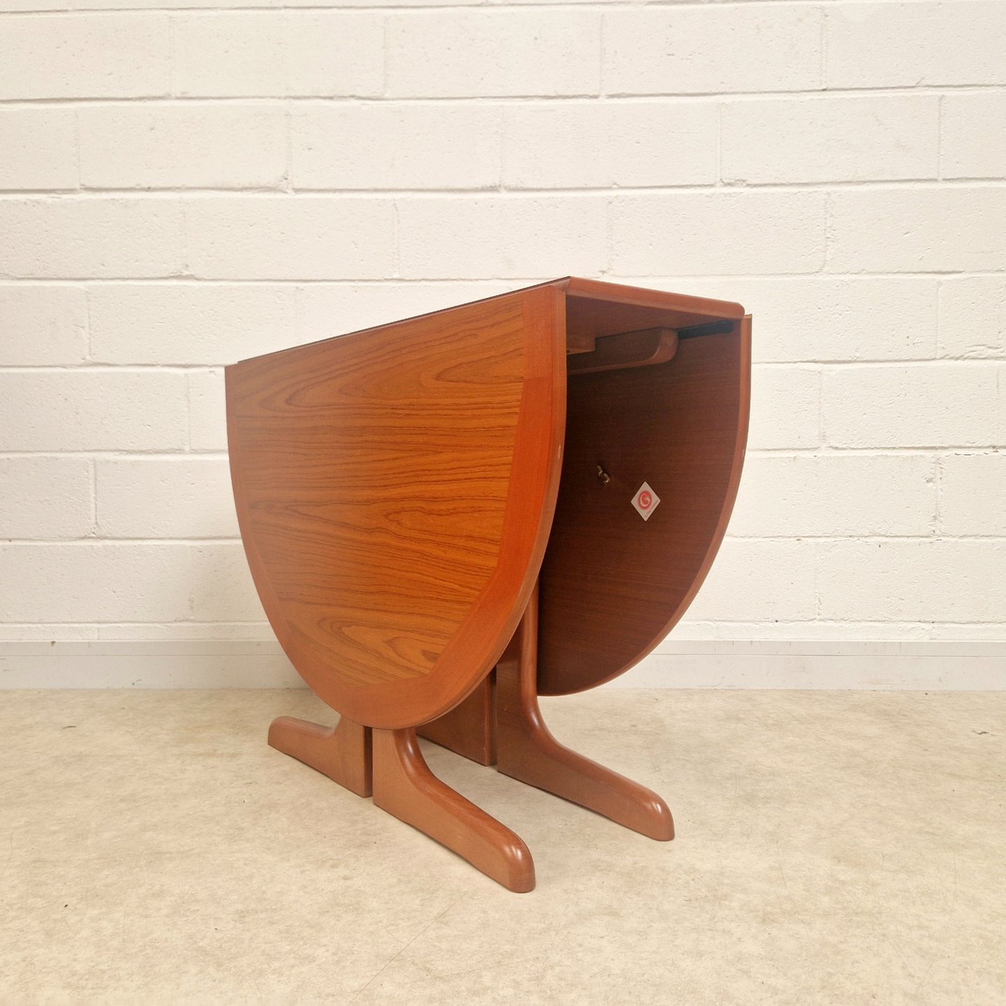 G Plan Vintage Mid Century Medium Teak Danish Design Drop Leaf Oval Dining Table