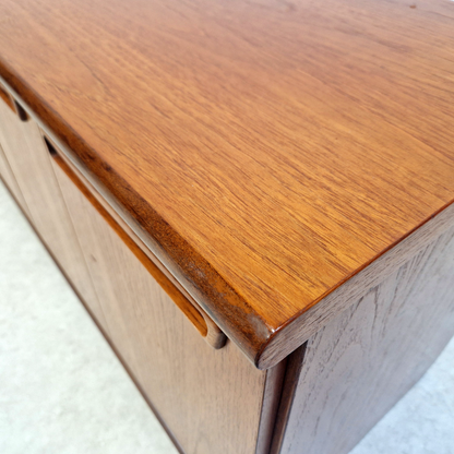 Meredew Vintage Mid Century Danish Design Medium Teak Long Sideboard Buffet Credenza