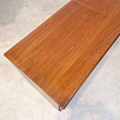 Meredew Vintage Mid Century Danish Design Medium Teak Long Sideboard Buffet Credenza