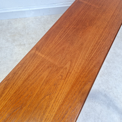 Meredew Vintage Mid Century Danish Design Medium Teak Long Sideboard Buffet Credenza