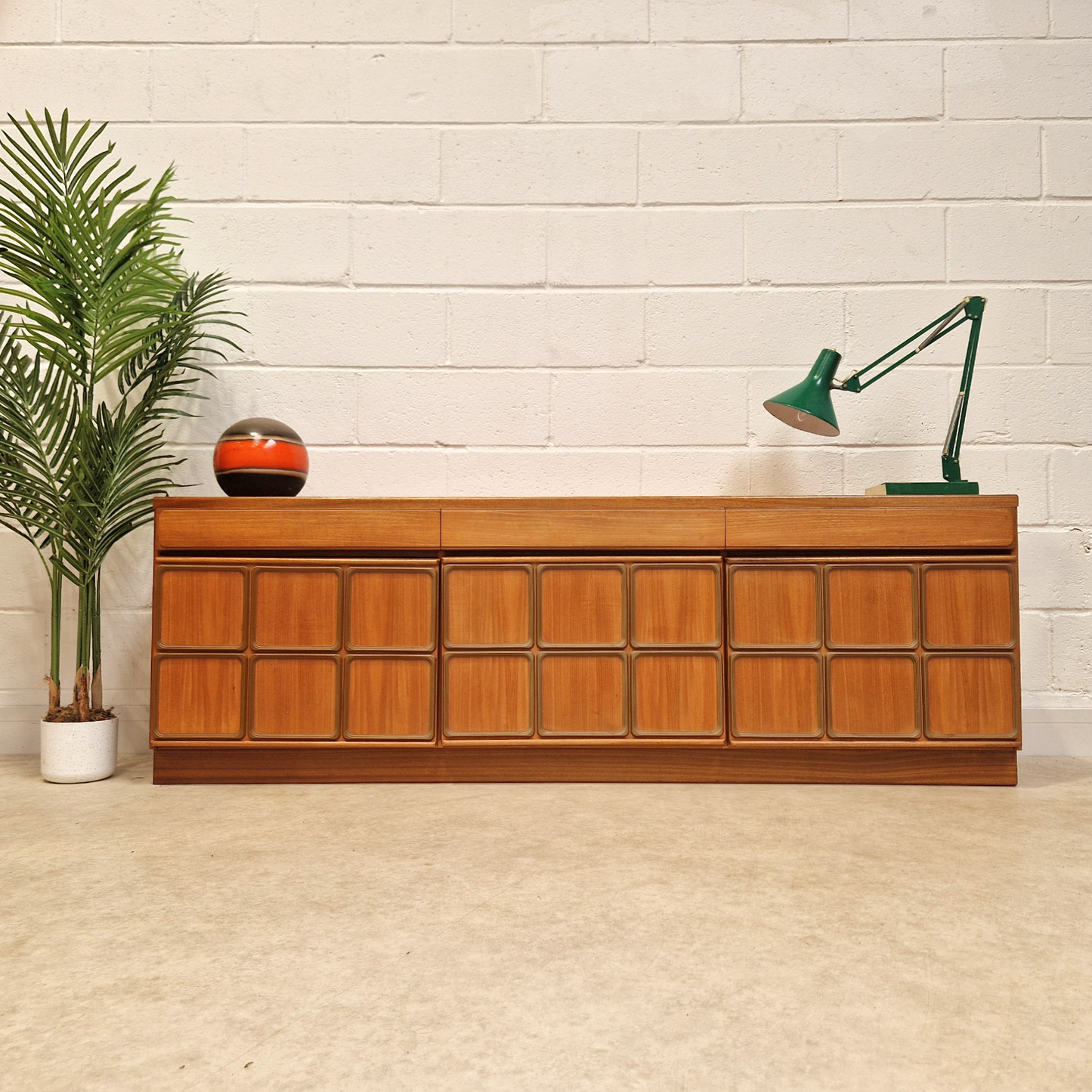 McIntosh Vintage Mid Century Danish Design Medium Teak Long Sideboard Buffet Credenza