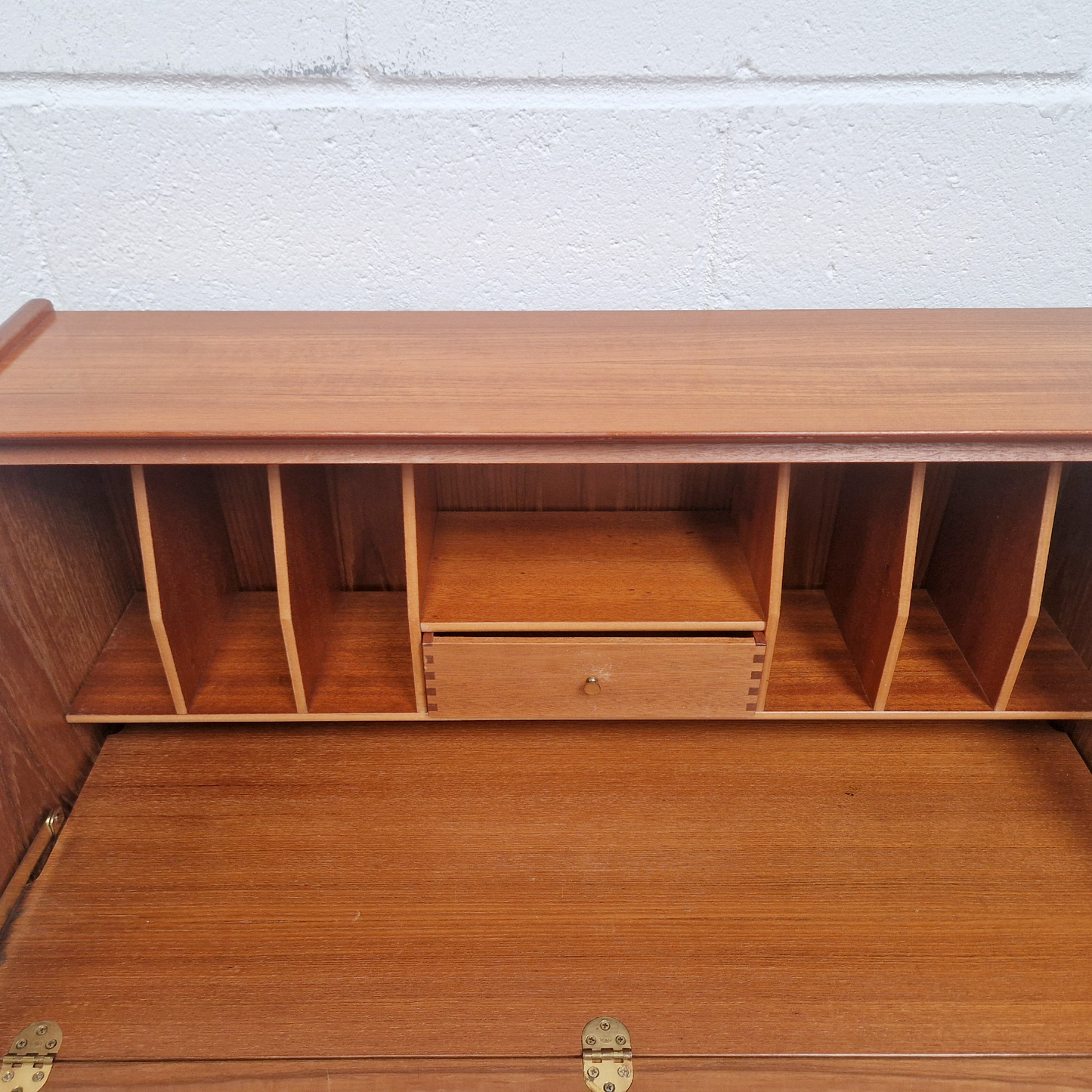 Parker Knoll Mid Century Medium Teak Compact Danish Design Retro Bureau Sideboard Desk