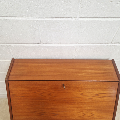 Parker Knoll Mid Century Medium Teak Compact Danish Design Retro Bureau Sideboard Desk