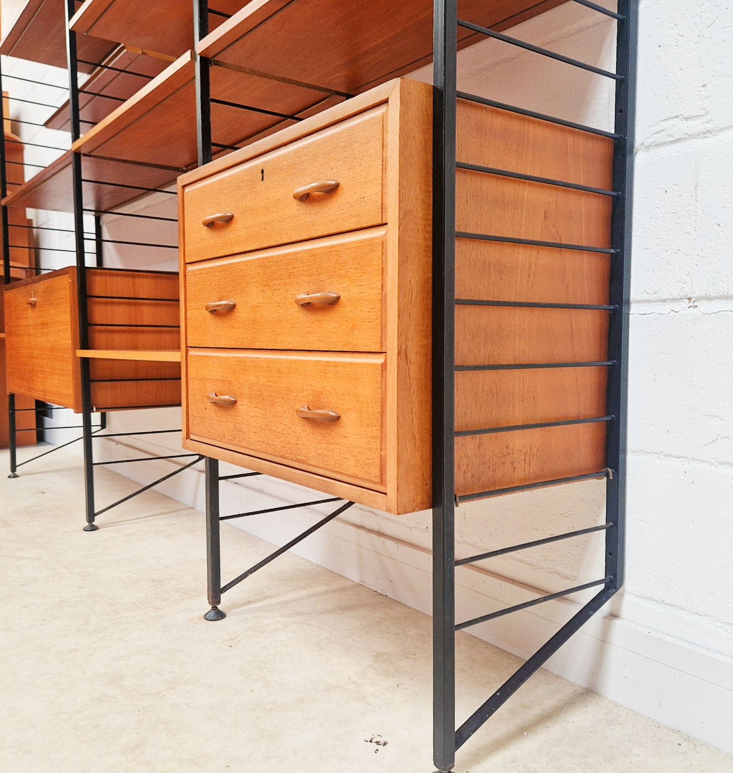 Staples Ladderax Vintage 1960s Mid Century 3 Bay Danish Design Cabinet Sideboard