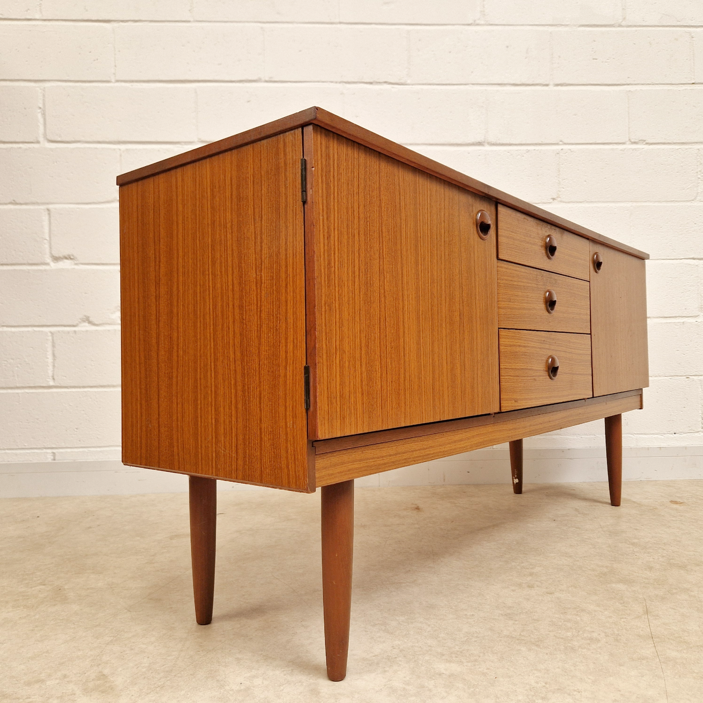 Schreiber Vintage Mid Century Medium Teak Danish Design Sideboard Buffet