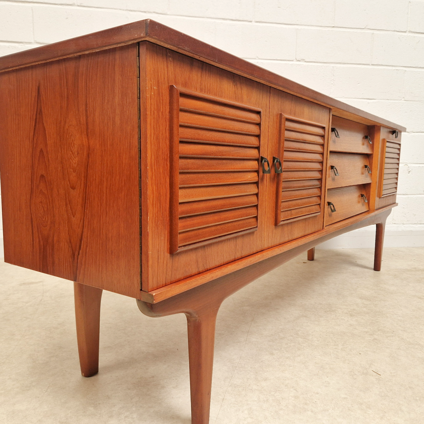 Portwood Vintage Mid Century Golden Teak 1960s Danish Design Sideboard Credenza