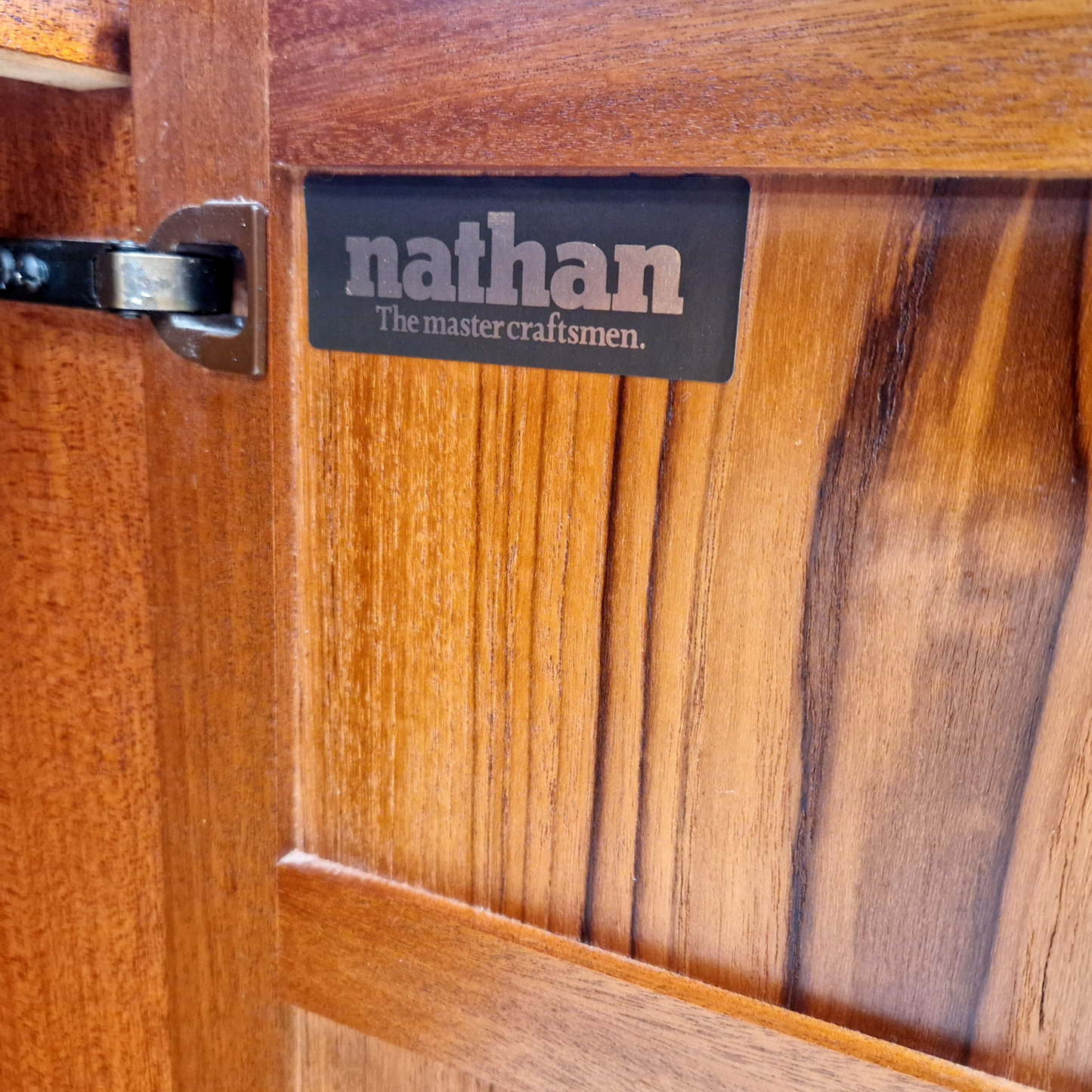 Nathan Parker Knoll Vintage Mid Century Danish Design Sideboard Media LP Storage PG272