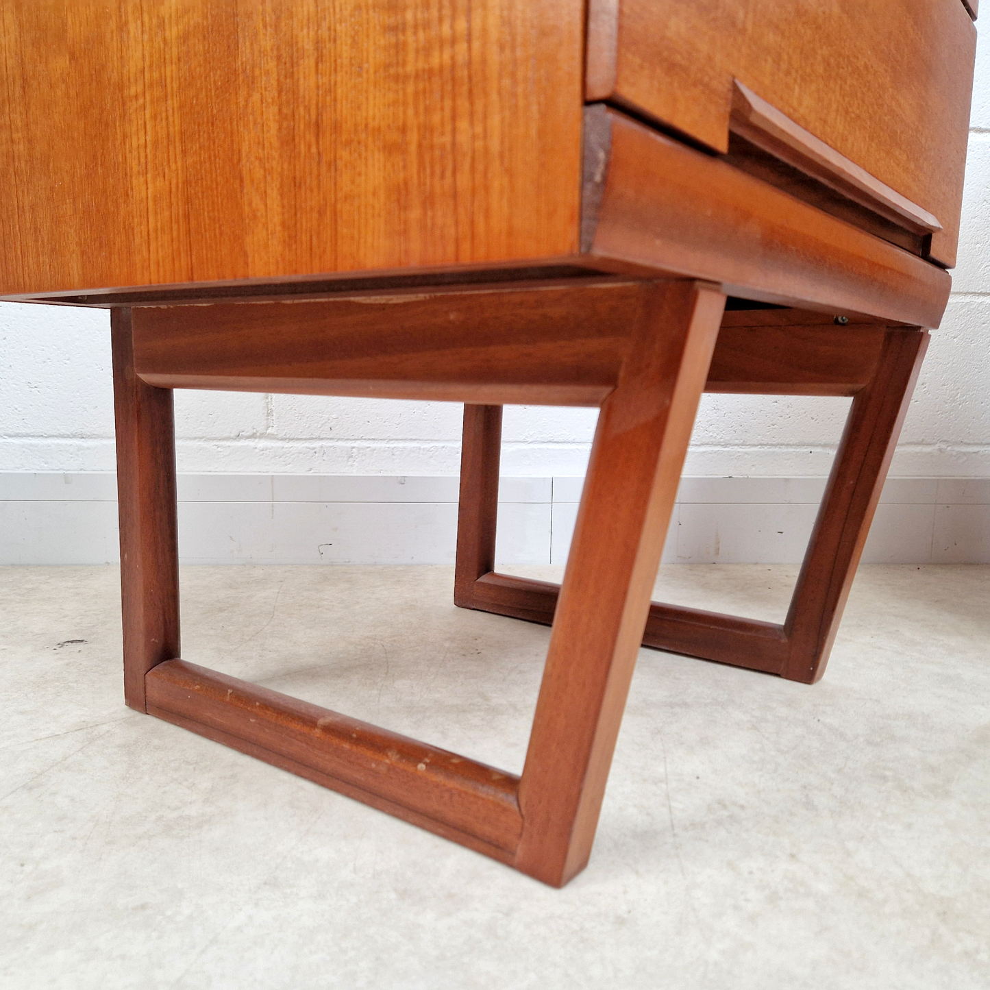 White & Newton Vintage Mid Century Danish Design Pair Chest of Drawers