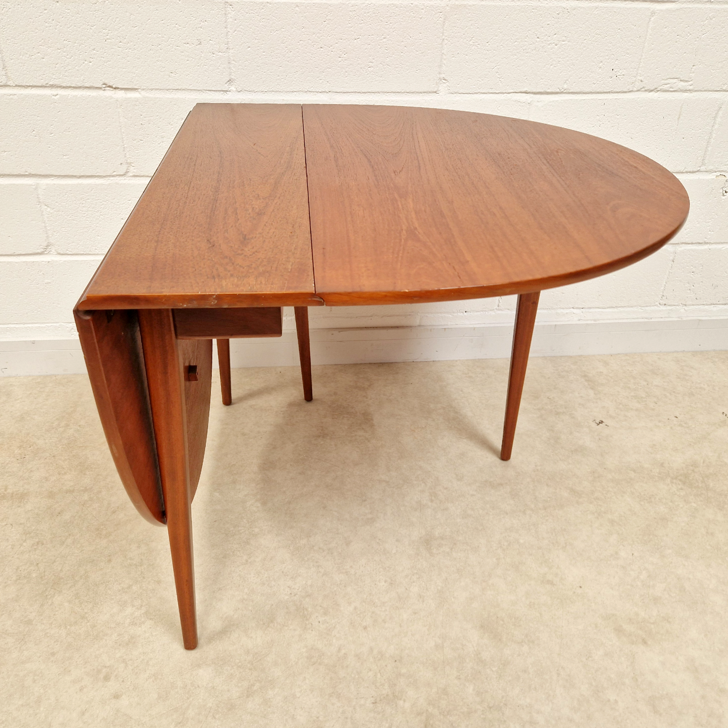 Vintage Mid Century Teak Danish Design Drop Leaf Dining Table PG281