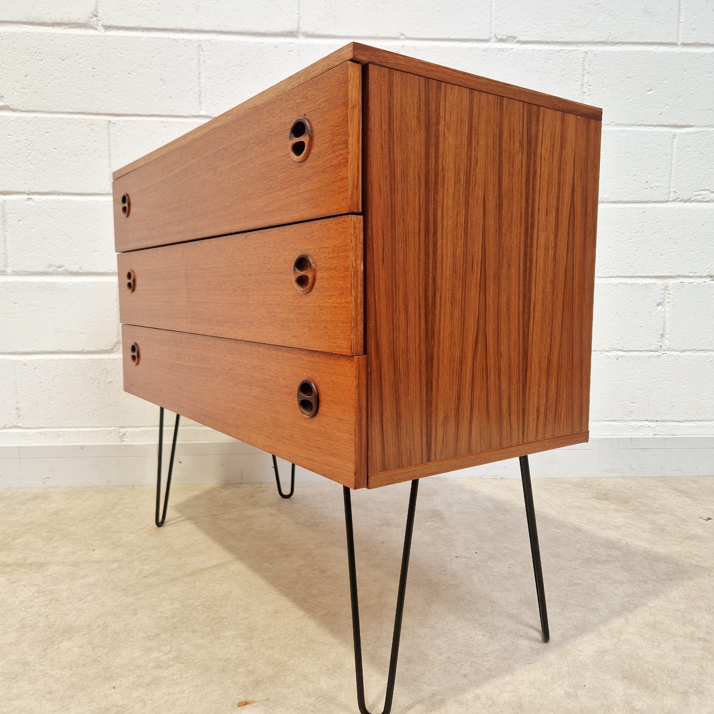 Vintage Mid Century Medium Teak Compact Danish Design Sideboard Chest of Drawers