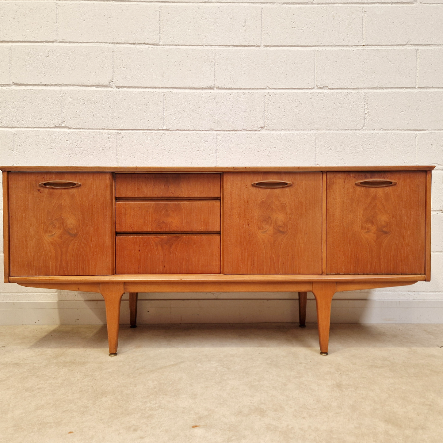 Jentique Vintage Mid Century 1960s Danish Design Sideboard Credenza
