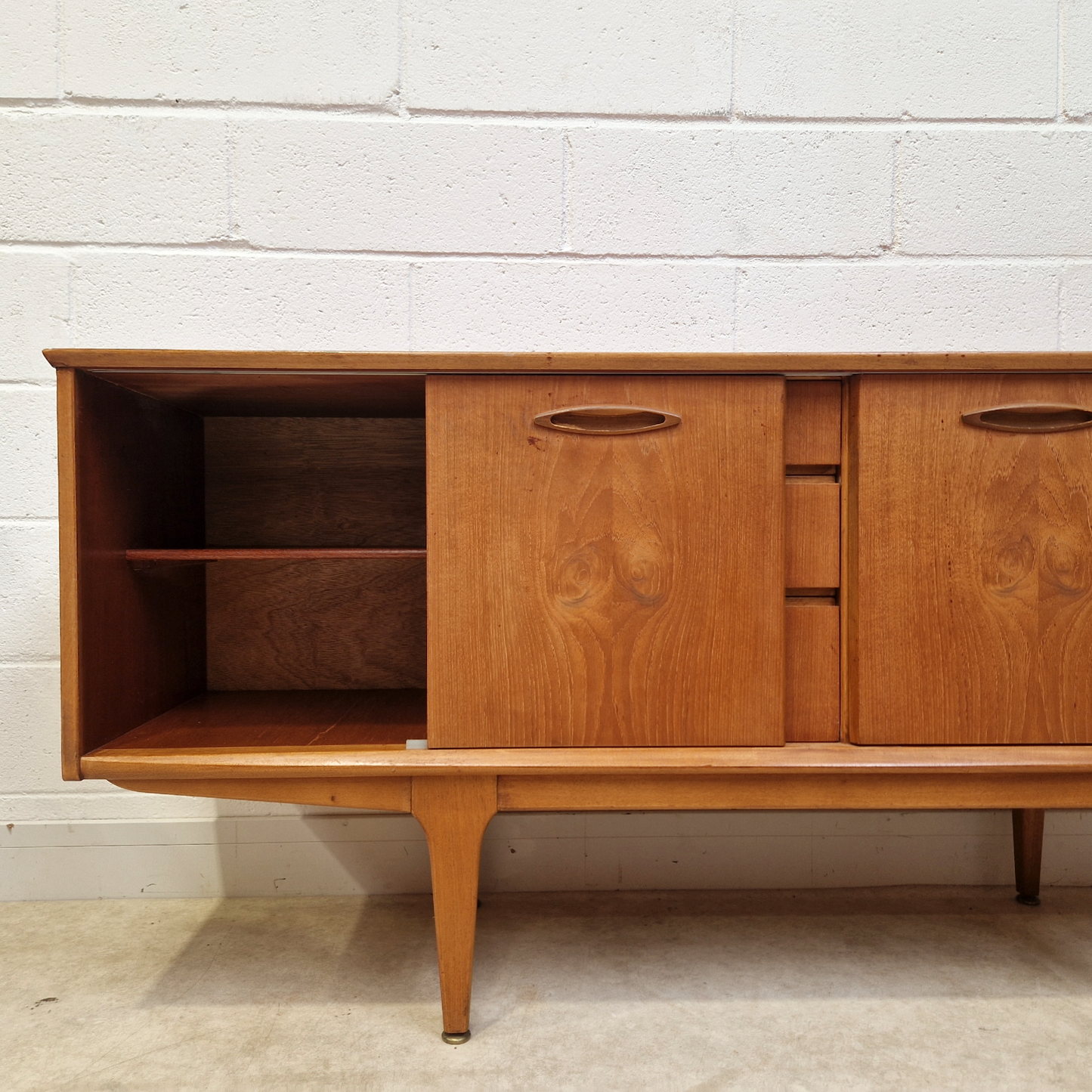 Jentique Vintage Mid Century 1960s Danish Design Sideboard Credenza