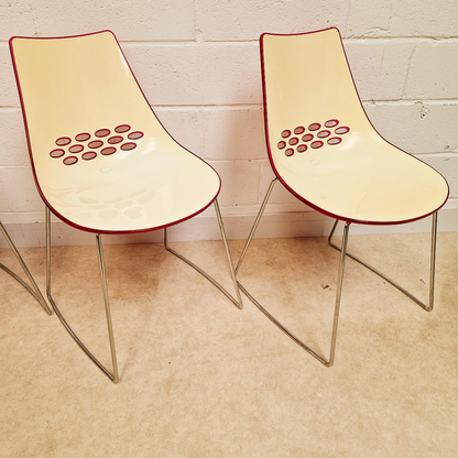 Retro Chrome Base Round Dining Table and Callgaris Jam Chair Dining Set