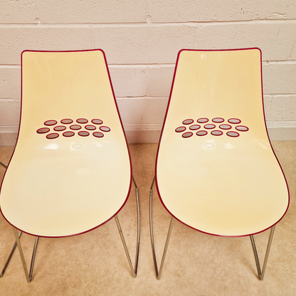 Retro Chrome Base Round Dining Table and Callgaris Jam Chair Dining Set