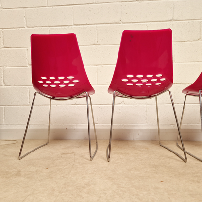 Retro Chrome Base Round Dining Table and Callgaris Jam Chair Dining Set