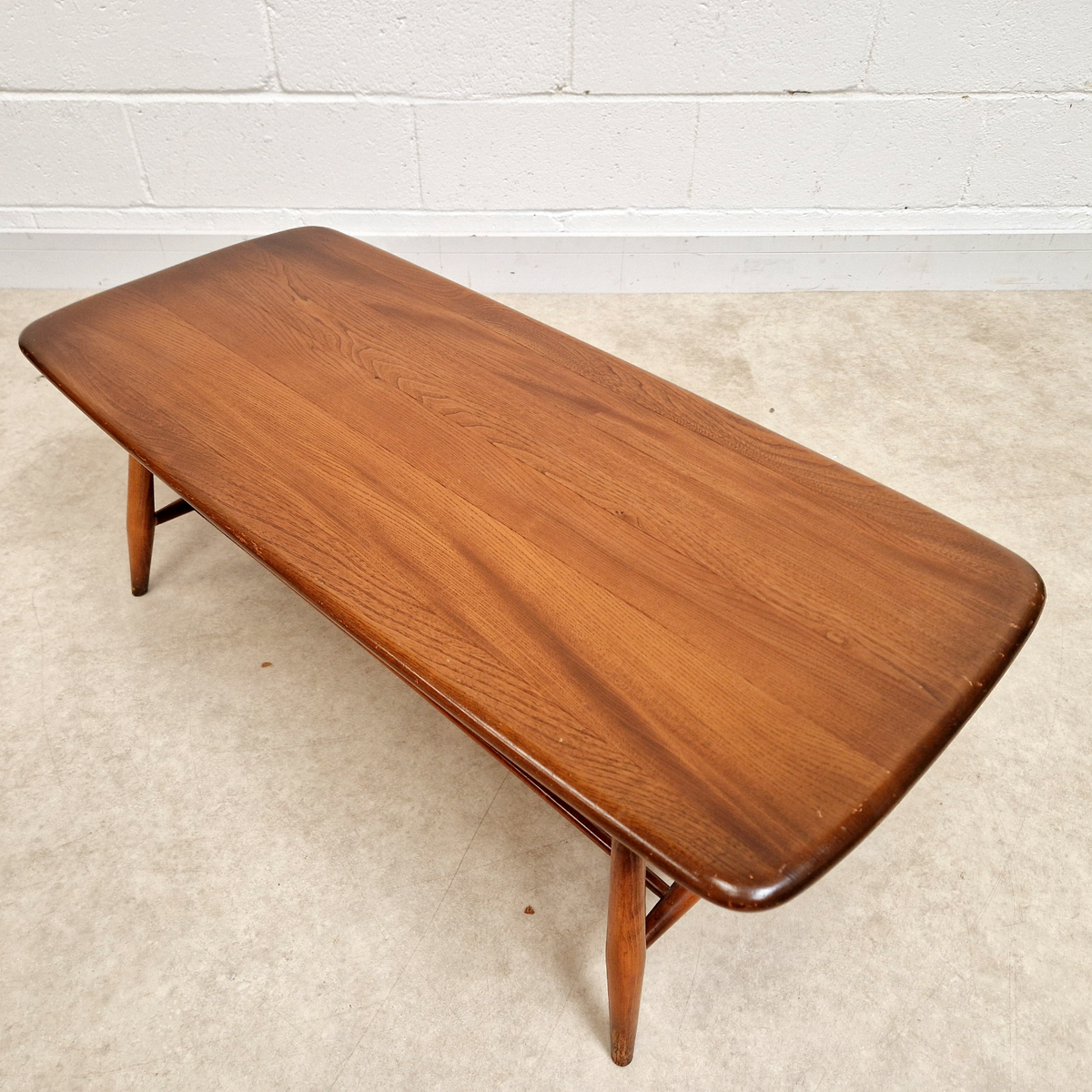 Ercol Vintage Mid Century Solid Elm Danish Design Coffee Table With Rack