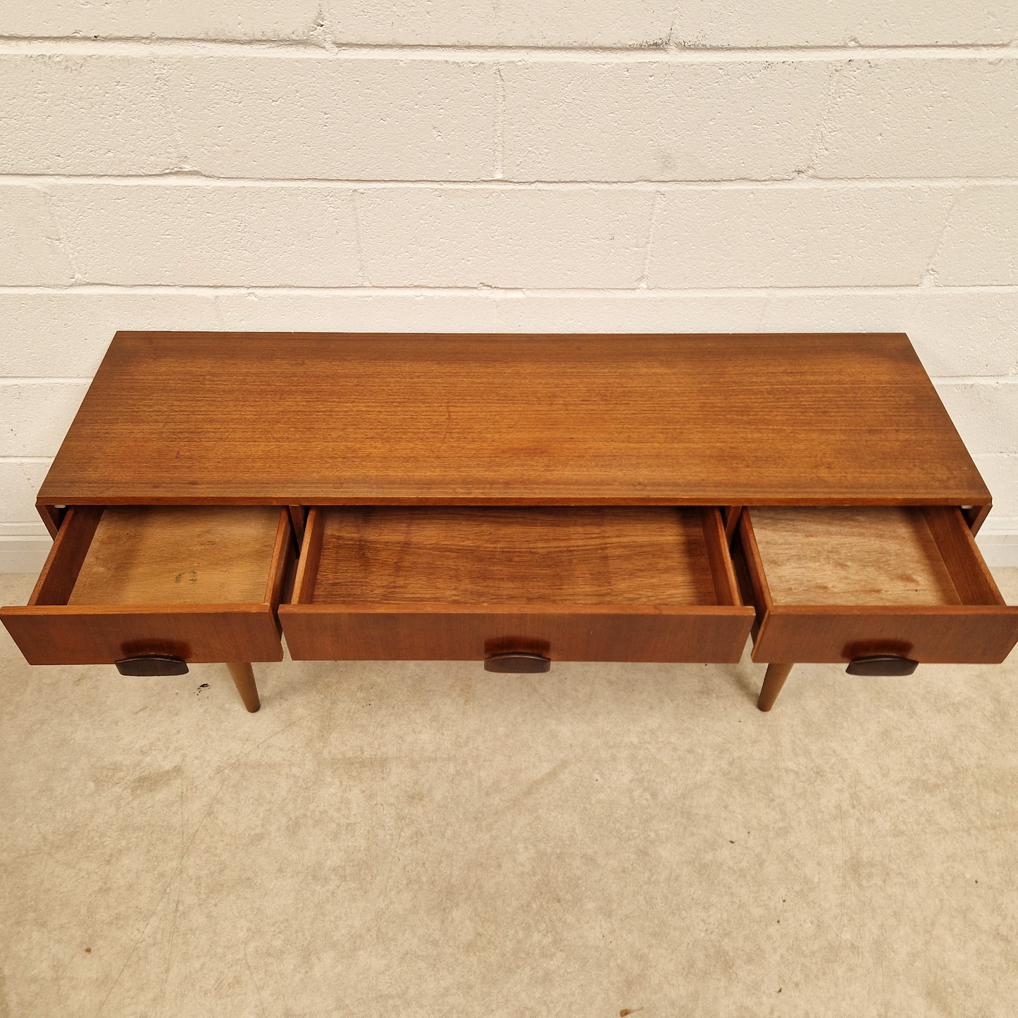 Vintage Mid Century 1960s Compact Danish Design Sideboard Credenza PG286