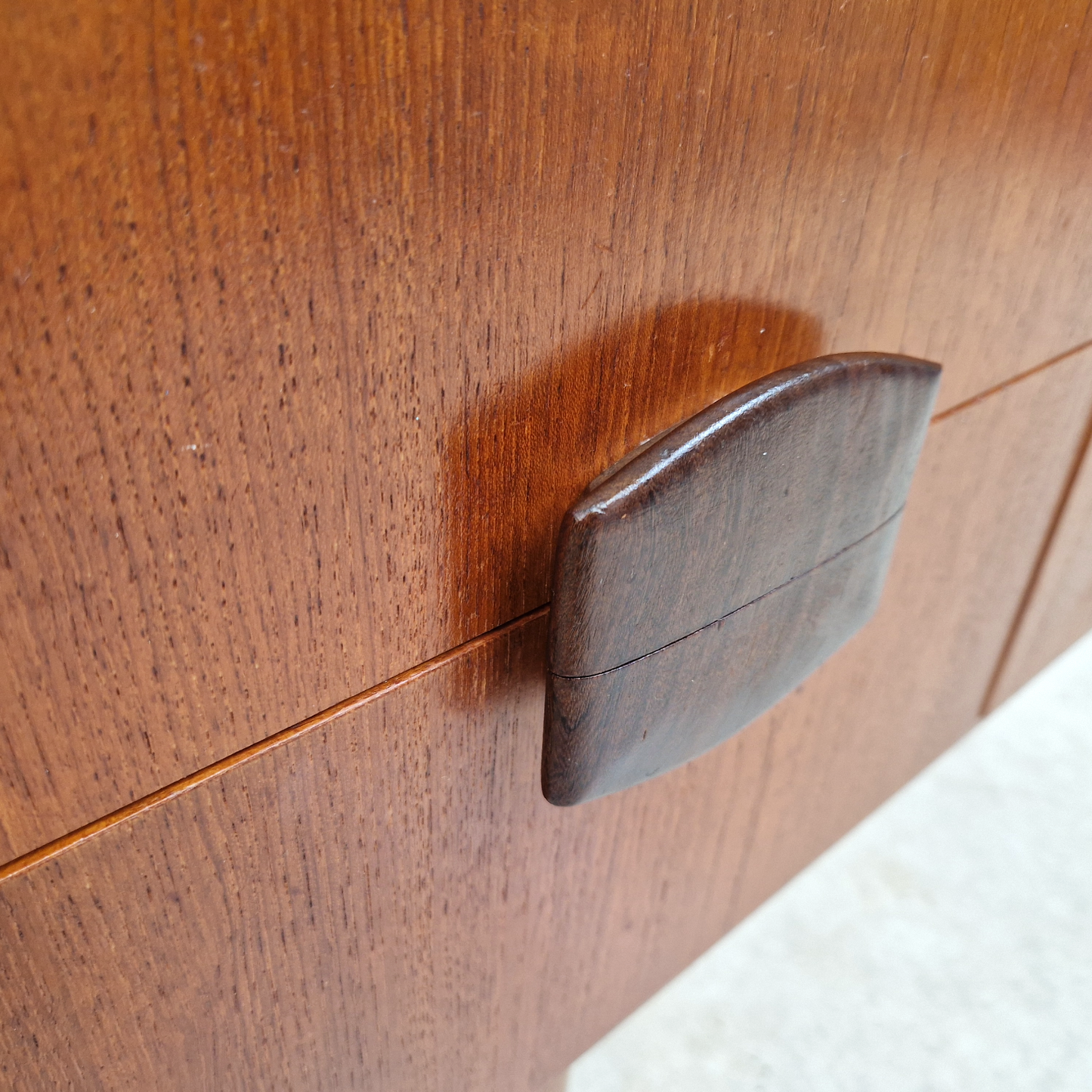 Vintage Mid Century 1960s Compact Danish Design Sideboard Credenza PG286
