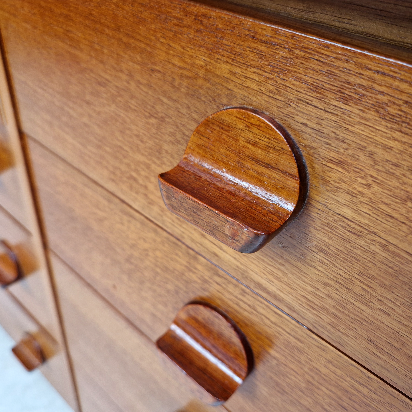 John & Sylvia Reid for Stag Vintage Mid Century Double Length Chest of Drawers