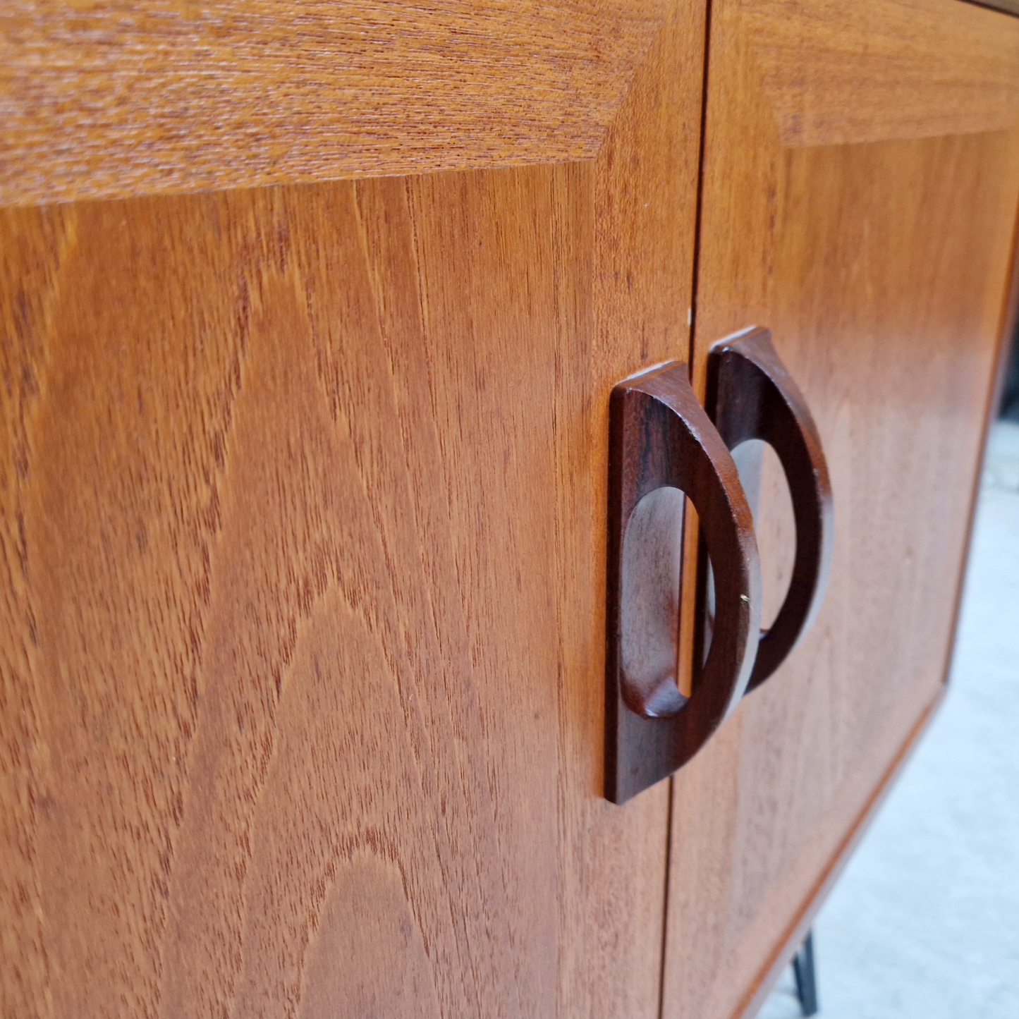 G Plan Sierra Red Label Vintage Mid Century Pyramid Teak Retro Compact Sideboard