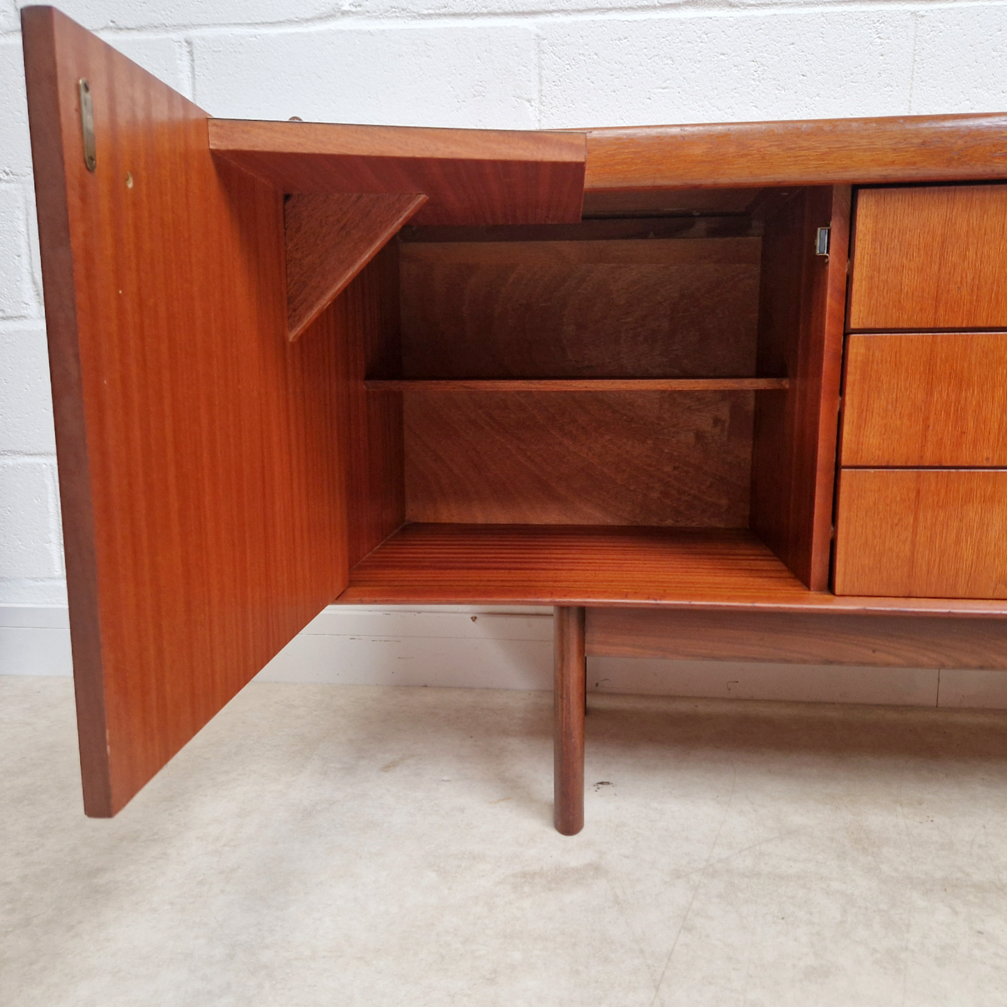 Vintage Mid Century Danish Design Long John Sideboard Buffet Credenza Drinks Cabinet