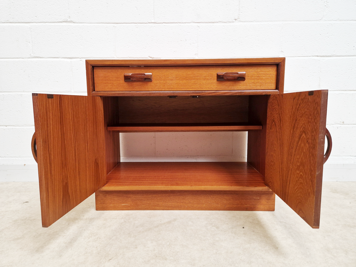 G Plan Sierra Red Label Vintage Compact Mid Century Teak Retro Compact Sideboard