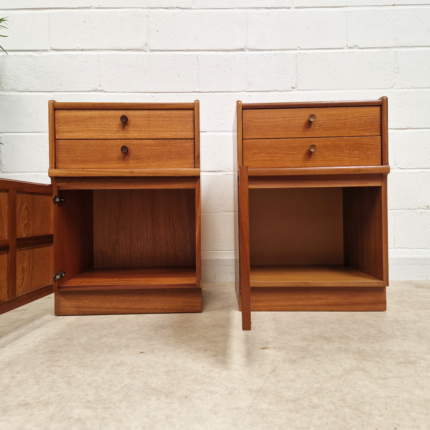 PAIR Nathan Parker Knoll Mid Century Medium Teak Danish Design Bedside Chest Cabinets BL296