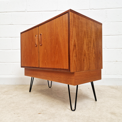 G Plan Fresco Red Label Vintage Mid Century Pyramid Teak Compact Sideboard Cabinet