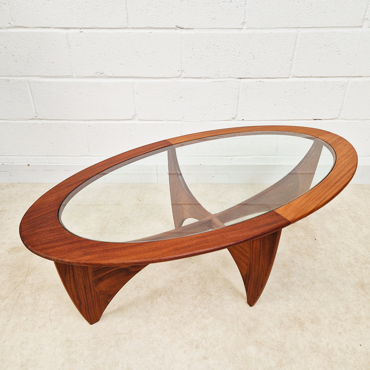 V.B Wlikins G Plan Astro Vintage Mid Century Solid Teak & Glazed Glass Oval Coffee Table Yin Yang