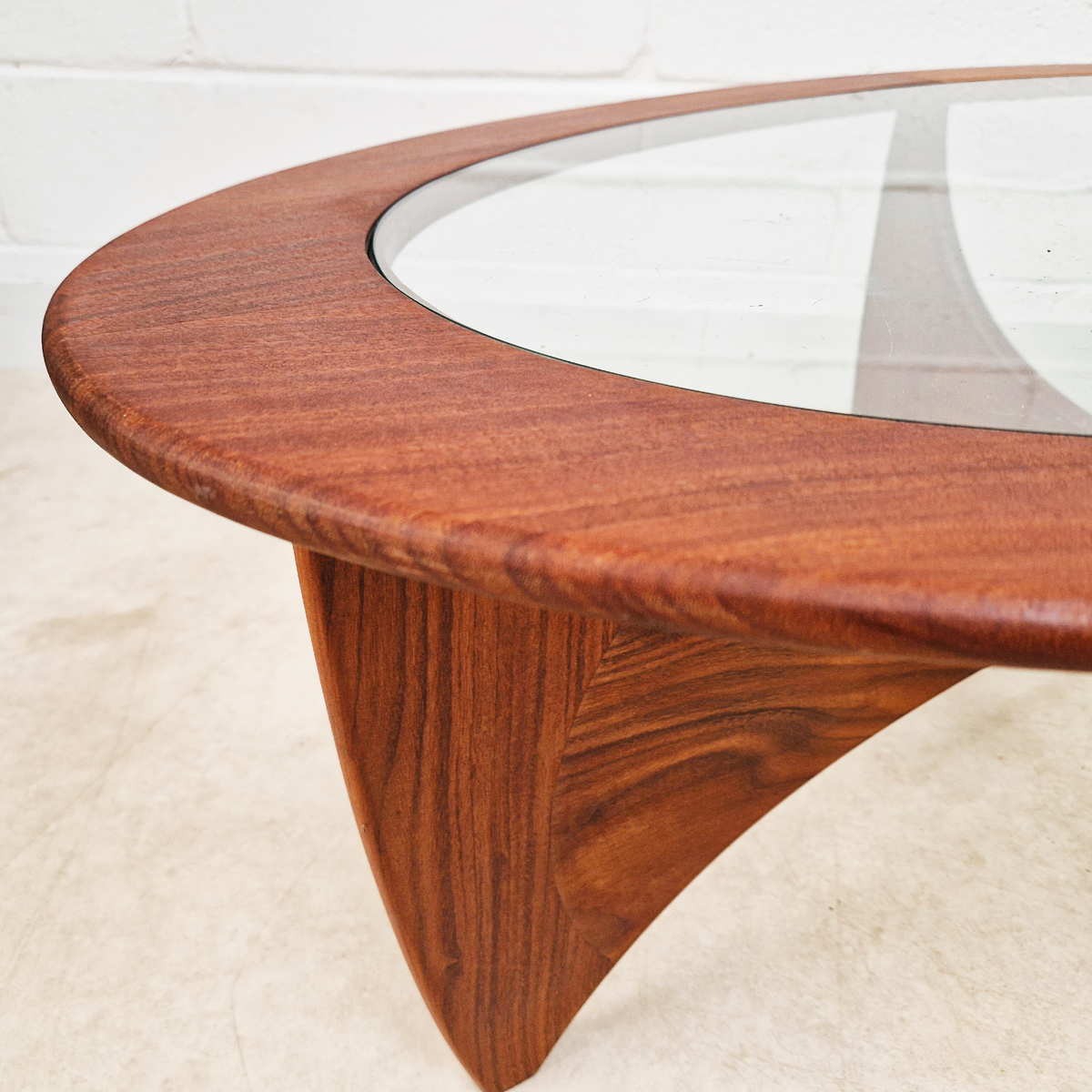 V.B Wlikins G Plan Astro Vintage Mid Century Solid Teak & Glazed Glass Oval Coffee Table Yin Yang