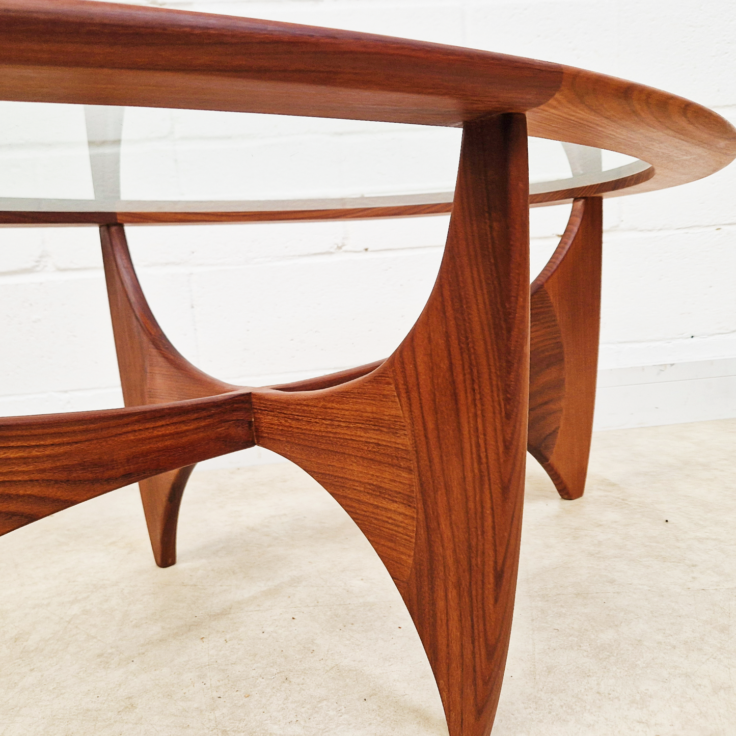 V.B Wlikins G Plan Astro Vintage Mid Century Solid Teak & Glazed Glass Oval Coffee Table Yin Yang