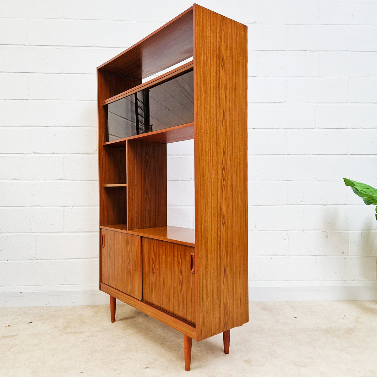 Schreiber Vintage Mid Century Danish Design Room Divider Sideboard