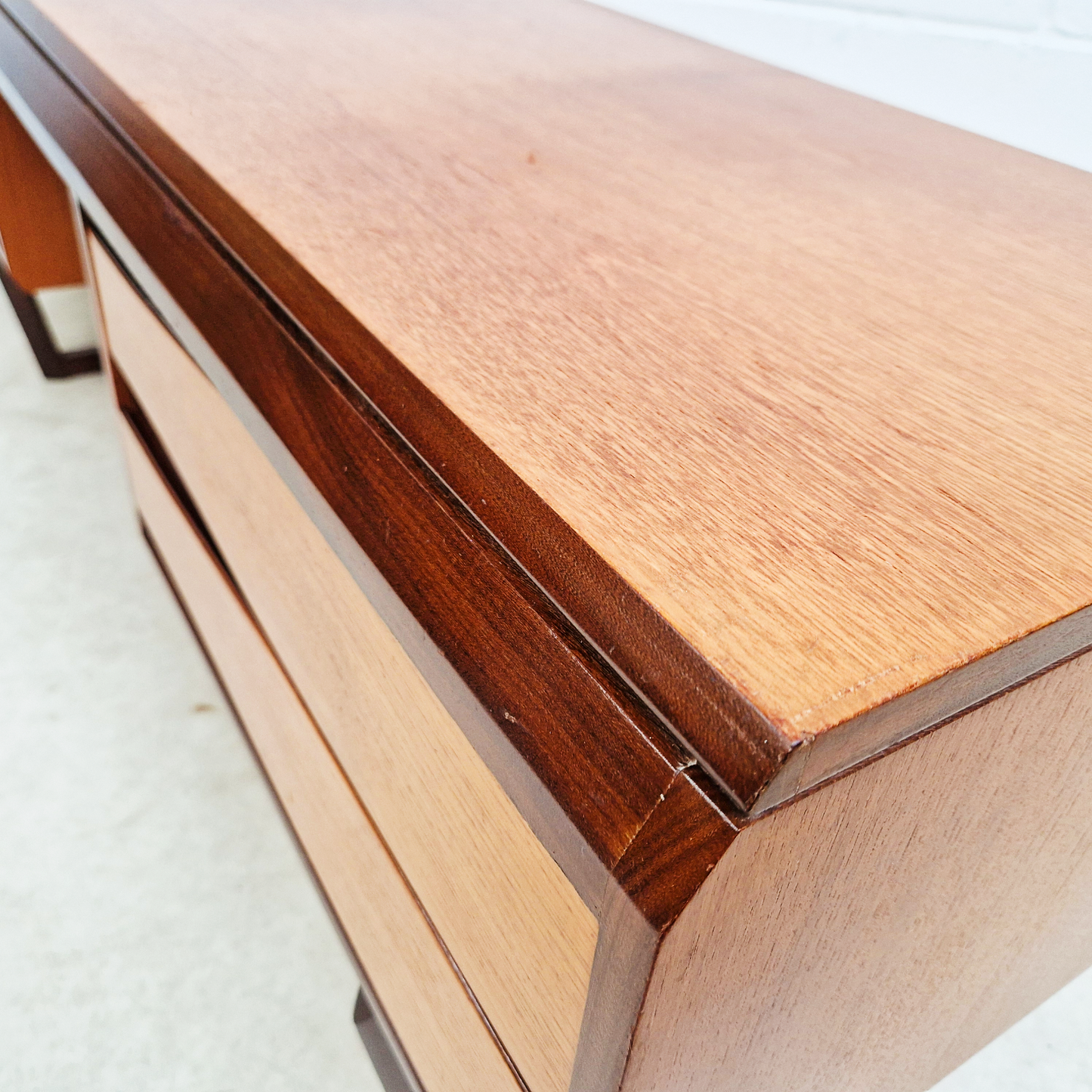 White & Newton Vintage Mid Century Nordic Design Desk Vanity
