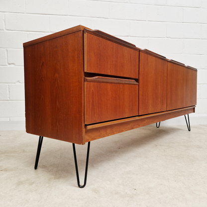 Morris Vintage Mid Century Medium Teak Danish Design Sideboard Buffet Credenza