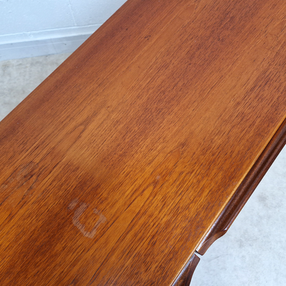 Morris Vintage Mid Century Medium Teak Danish Design Sideboard Buffet Credenza