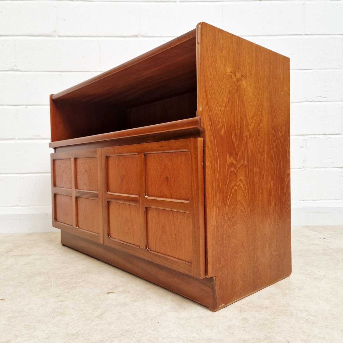 Nathan Vintage Mid Century Medium Teak Compact Sideboard Entertainment Unit