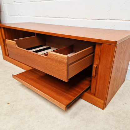 G Plan Vintage Mid Century Pyramid Teak Sideboard Media Unit LP Storage PG326