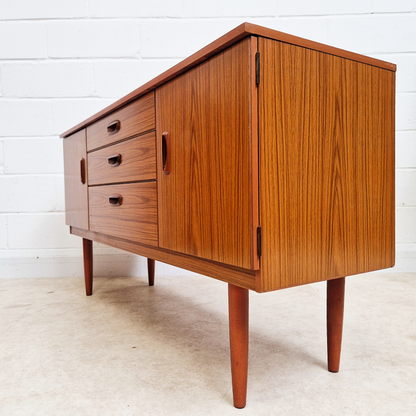 Schreiber Vintage Mid Century Medium Teak Retro Danish Design Compact Sideboard