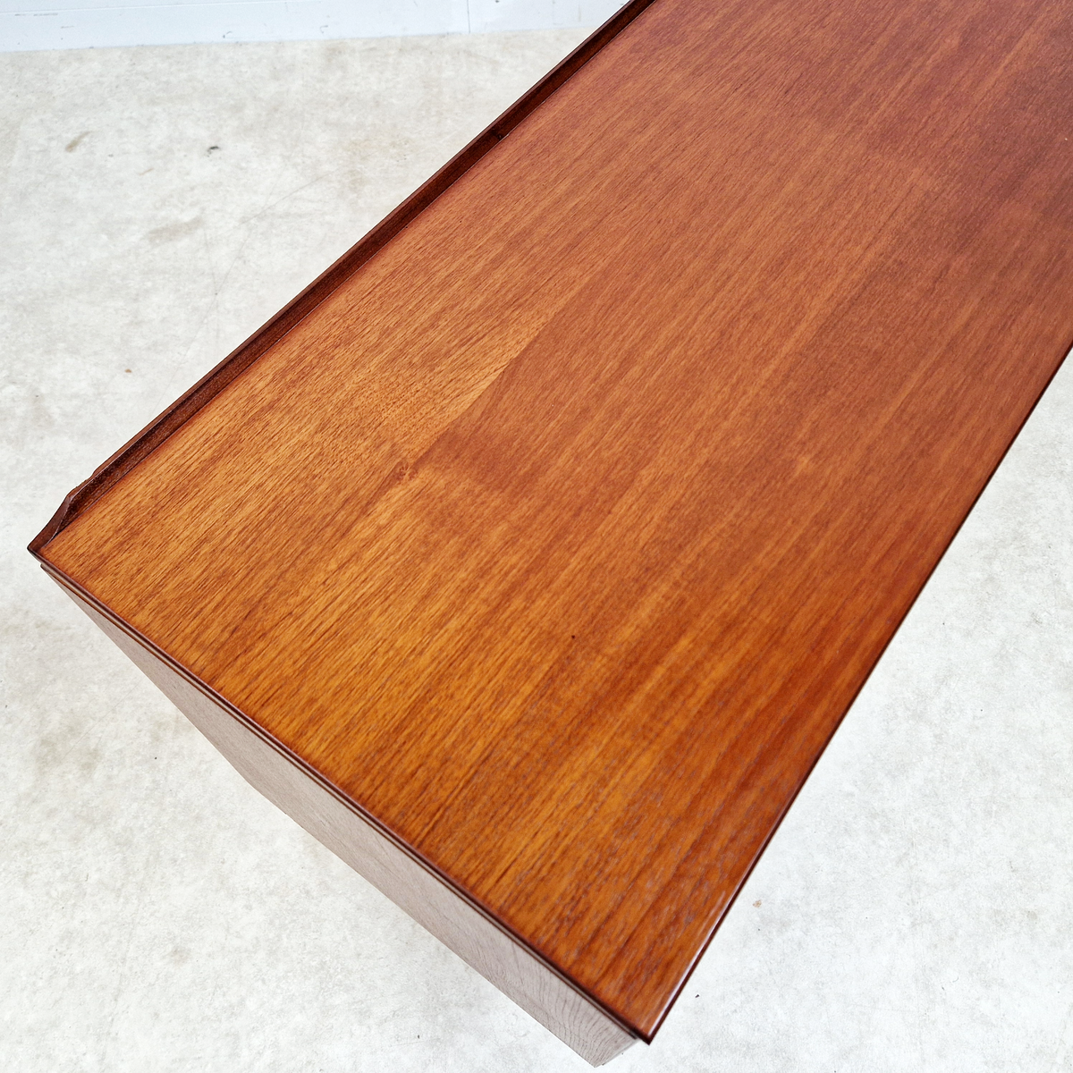 William Lawrence Gold Label Vintage 1960s Mid Century Sideboard Credenza PG333