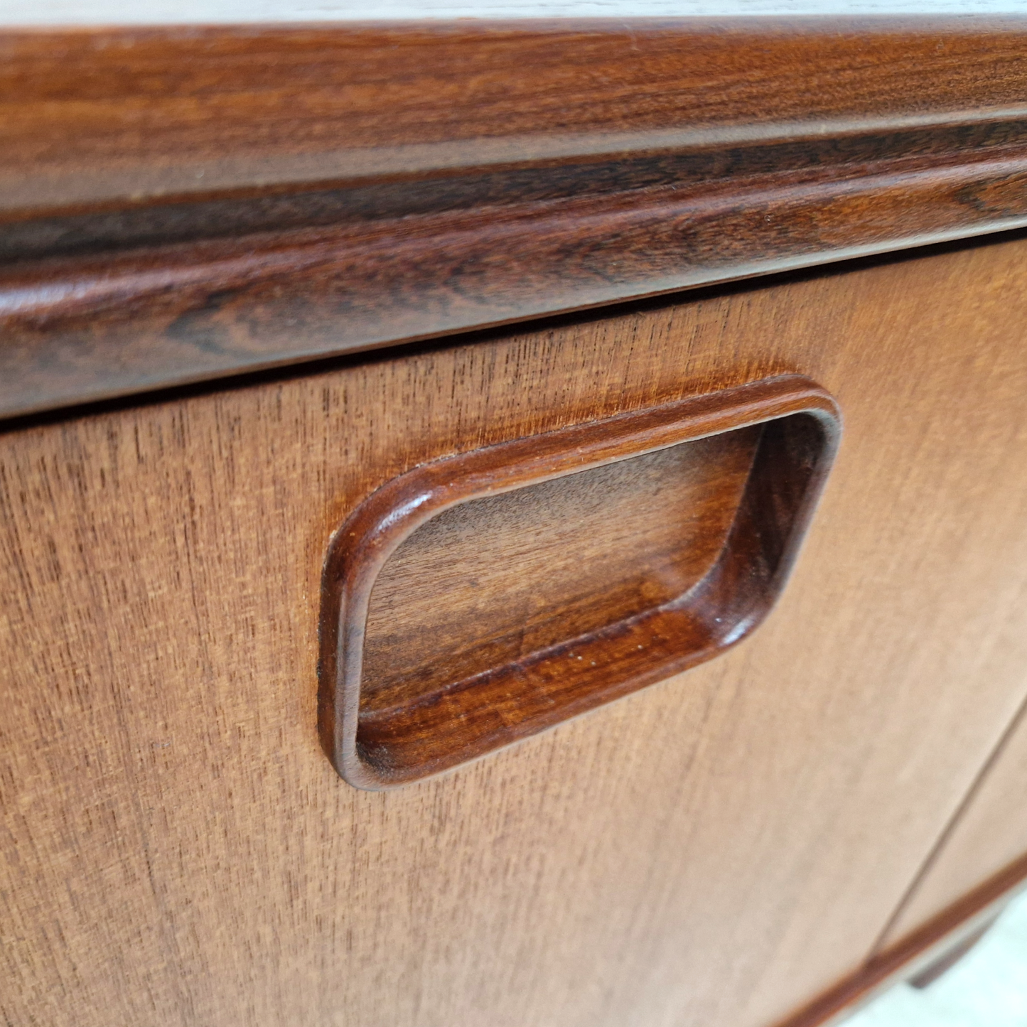 William Lawrence Gold Label Vintage 1960s Mid Century Sideboard Credenza PG333