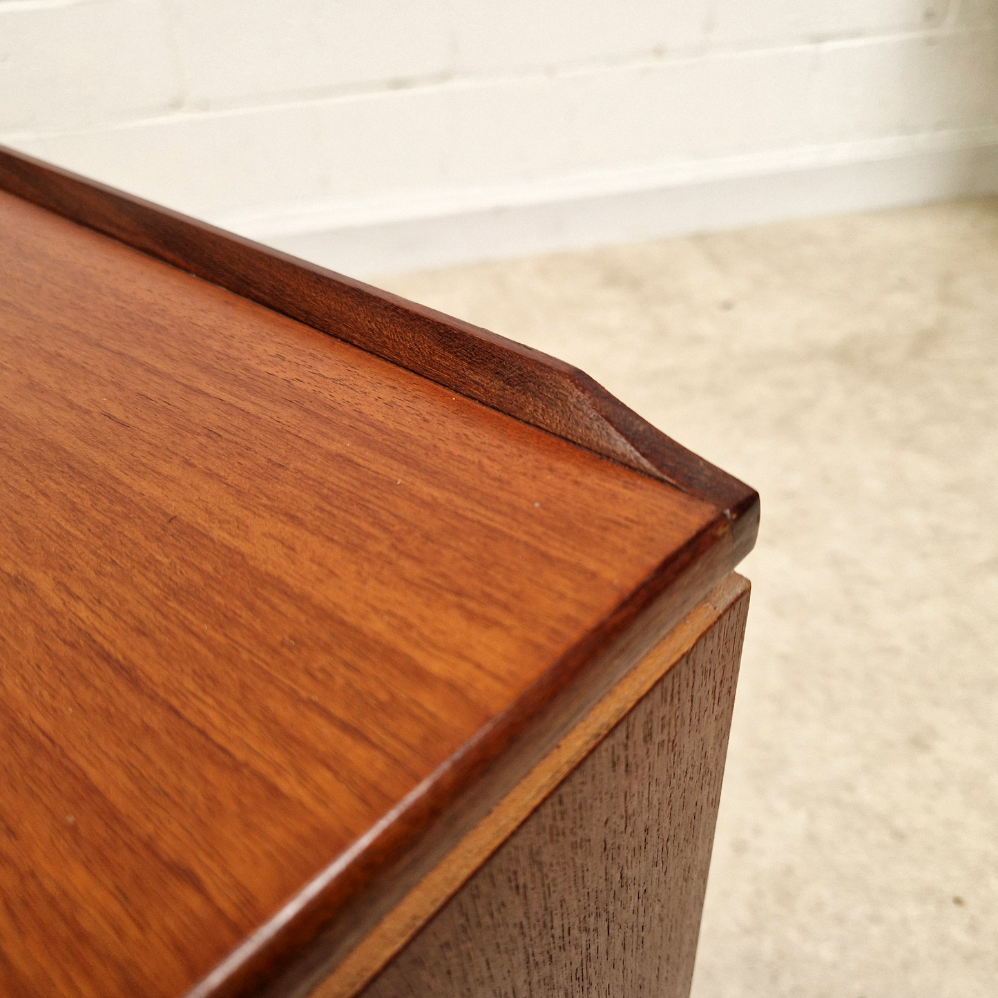 William Lawrence Gold Label Vintage 1960s Mid Century Sideboard Credenza PG333