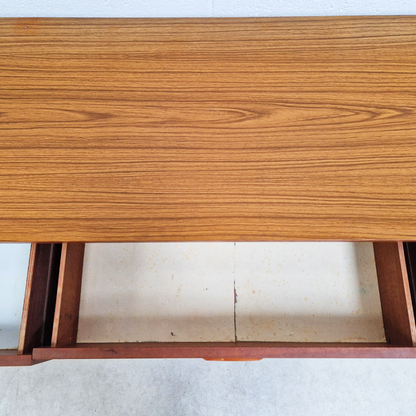 Schreiber Vintage Mid Century Scandinavian Design Sideboard Credenza